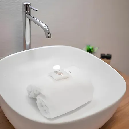 Cozy Plein Centre, Proche Gare/plage Apartamento Menton