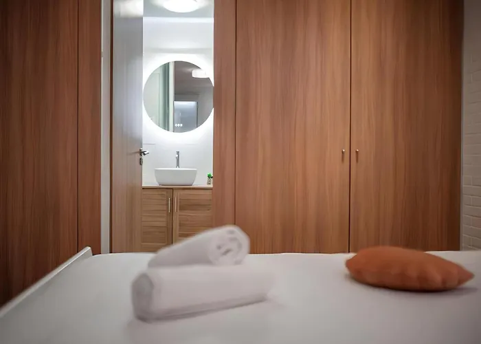 Cozy Plein Centre, Proche Gare/plage * Menton