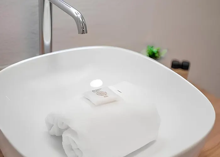 Cozy Plein Centre, Proche Gare/plage شقة مينتون