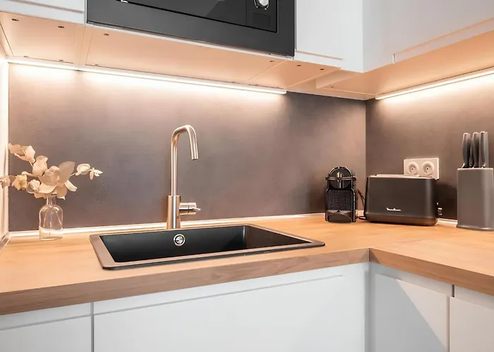 Cozy Plein Centre, Proche Gare/plage مينتون